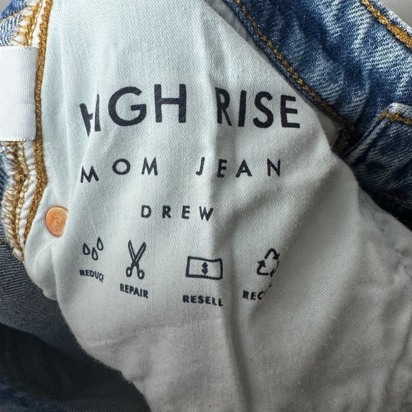 Lucky Brand High Rise Drew Button Fly Intentional Distressing Mom Jeans Size 26 - Picture 13 of 16